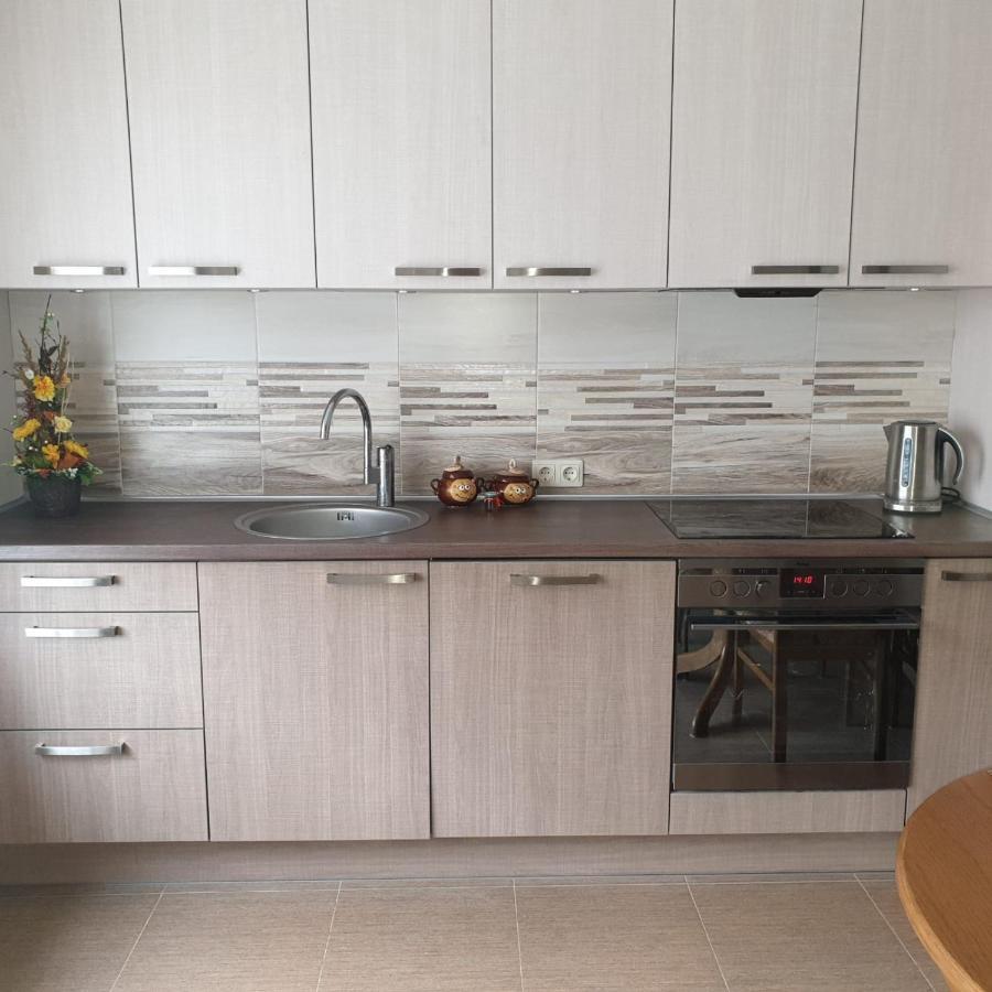 Apartamenti Danna Ledmane Exterior foto